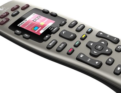 Logitech Harmony 650 universal fjernbetjening i gråsølv med farve-LCD-skærm og sorte og røde knapper