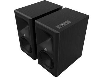 Coppia di diffusori Klipsch The Sevens II neri, finitura in legno nero, vista a tre quarti con comandi sulla parte superiore
