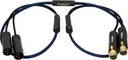 Cavo phono Thorens PhonoConnect PHS 150 XLR-XLR 1,5 m, guaina intrecciata in nylon blu e nero con separatore cilindrico nero con scritta PhonoConnect, connettori XLR doppi composti da due maschi con contatti dorati e due femmine nere, vista dall’alto
