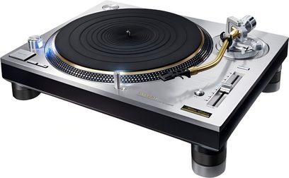 Pick-up Technics SL-1200GMEES argintiu cu platou negru și braț de lectură auriu văzut în perspectivă