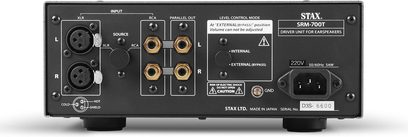 STAX SRM-700T hovedtelefonforstærker, bagside, XLR- og RCA-stik, kilde- og tilstandsvælgere, strømstik
