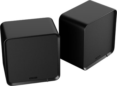 Zwarte EverSolo SE100 boekenplankspeakers, kubusvormig design met afgeronde hoeken en stoffen front