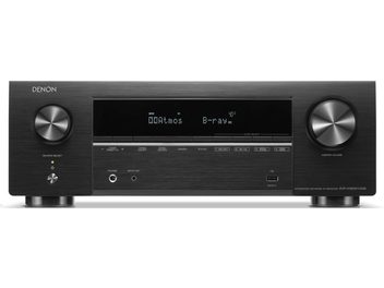 Denon AVR-X1800H DAB namų kino stiprintuvo juoda priekinė dalis su LCD ekranu, mygtukais ir prievadais priekiniame vaizde