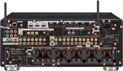 Pioneer SC-LX89 sort hjemmebiografsforstærker, frontpanel, frontvisning, mange lyd- og videostik, knapper og drejeknapper til justering