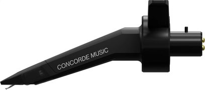 Bunka pro DJ gramofonové desky Ortofon Concorde Music Black, pohled z pravého boku, černé tělo, nápis "CONCORDE MUSIC"