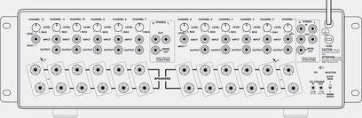 NAD CI 9120 effektforstærker, frontvisning, 12 kanaler, 12 højttalerudgange, kontroller og indikatorer