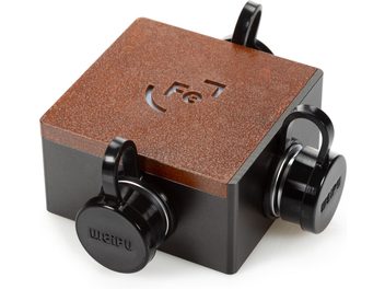 Ferrum Power Splitter avdio razdelilec, teksturirana bakrena kockasta škatla, 2 vtičnici, črn pleten kabel