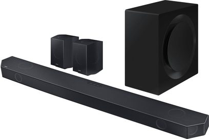 Barra de som Samsung HW-Q990C preta com subwoofer e dois alto-falantes traseiros sem fio, vista frontal