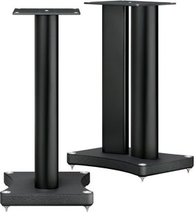 Par af sorte Yamaha SPS-3000 højttalerstandere i metal, rørformede søjler, plade med udskæring, base med spikes, skrå vinkel visning