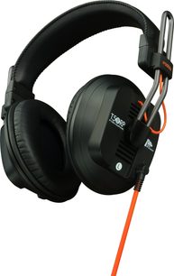 Sort Fostex T50RP MK3 hi-fi-hovedtelefoner med polstret hovedbøjle, store circum-aurale ørepuder og orange kabel