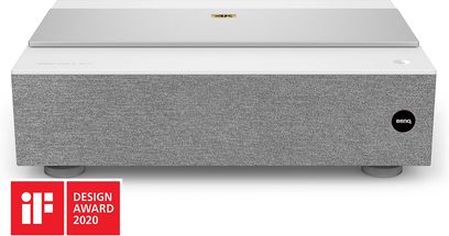 Benq V6000 lysegrå videoprojektor, set forfra, enkelt og elegant design, belønnet med en pris i 2020