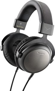 Offener HiFi-Kopfhörer Beyerdynamic T1, Dreiviertelansicht, graue Samt-Ohrpolster, gepolsterter Kopfbügel, geflochtene Kabel