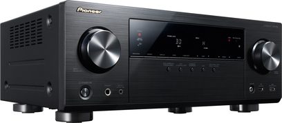 Pioneer VSX-528-K sort hjemmebiografsforstærker, frontpanel med knapper, drejeknapper, display, USB- og HDMI-porte