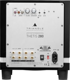Triangles lakerede sorte Thetis 280 subwoofer, frontpanel, frontvisning, synlige kontroller, stik og logo