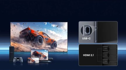 Gamingmonitor med racerspil vist, USB-C- og HDMI 2.1-porte, tilslutning af konsol, pc og smartphone