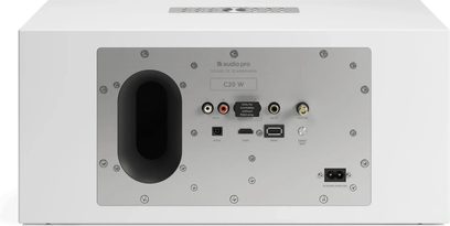 Fehér Audio Pro C20 W okoshangszóró hátulnézetből, fekete reflexnyílással és csatlakozókkal, felül kezelőszervekkel