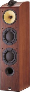 Bowers & Wilkins 703 træhøjttaler, frontpanel med gul højttaler, to sorte woofers og en sort diskant, set fra en trekvartvinkel