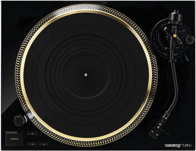 Hi-fi винилов грамофон Reloop TURN5 черен, изглед отгоре, матово черен плот с позлатен кант, черно рамо за четене, черен фон