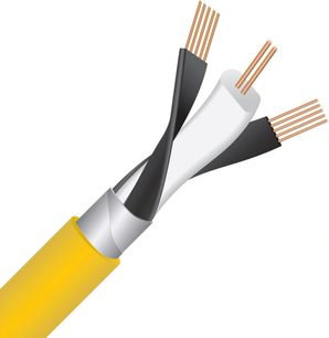 Wireworld Chroma 10 digitalt koaksialkabel i tværsnit, gul kappe, sorte og hvide lag og kobberfarvede tråde
