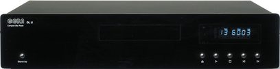 EERA DL .5 CD-afspiller, set forfra, sort front med blåt LED-display, kontrolknapper og CD-skuffe til højre