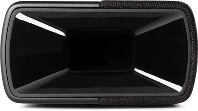 Denon DHT-S216 sort soundbar, tæt forfra, aflang rektangulær form med sort gitter og sølvfarvede striber i enderne