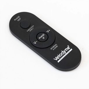Ovenfra set af det sorte Velodyne MicroVee X bassabinet med kontrolknapper til fase, direkte subwoofer og lydstyrke