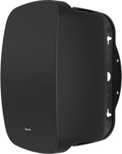 Diffusore da esterno Klipsch PSM-450-T nero con griglia anteriore e supporto di fissaggio a parete, vista a tre quarti