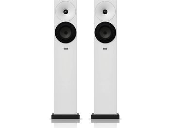 Amphion Argon 3LS kolonėlės juoda ir balta spalva, vaizdas iš priekio, dvi identiškos kolonėlės viena šalia kitos baltame fone