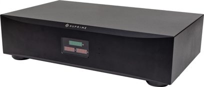 Netstrømskonditionering Nuprime PURE-AC6, sort rektangulært kabinet, perspektivisk visning, centralt display med digitale visninger