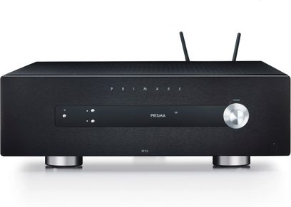 Primare SP25 Prisma hjemmekinoforforsterker i sort, børstet aluminiumskabinett, minimalistisk frontpanel, 2 WiFi-antenner
