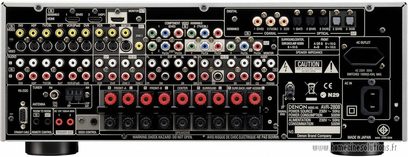 Denon AVR-2808 hjemmebiograf-forstærker, frontpanel, frontvisning, mange knapper, stik og indikatorer, digitalt display