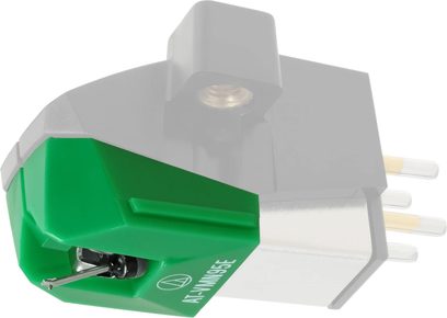 Diamant til pladespiller AT-VMN95E, sort vinklet krop, grøn skal, synlig nålespids, guldbelagte metalstik på bagsiden