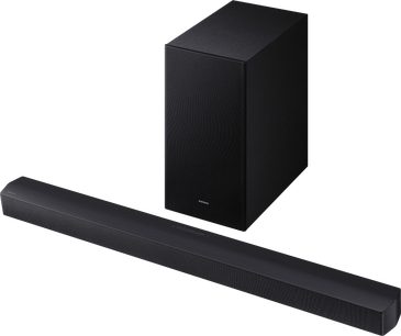 Svart Samsung HW-B460F soundbar i metall och tyg med matchande rektangulär subwoofer, visad i trekvartsperspektiv