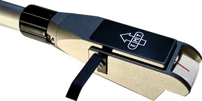 Thorens EMT Tondose 124 Exclusive phono cartridge, brushed gold and black metal, finger lever, red marker, three-quarter view