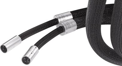 Analogowy kabel audio XLR Inakustik NF-2405 AIR 1,5m z czarnym oplotem, cylindrycznymi metalowymi złączami i grawerowanymi napisami