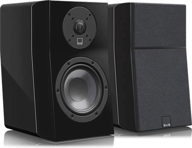 Reproduktory knihovny SVS Ultra Evolution Nano v černém laku, pohled zepředu, viditelné reproduktory, lesklý černý kryt