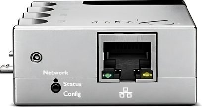 Síťový audio přehrávač Chord Electronics 2 GO stříbrný, pohled zepředu, konektory Ethernet a USB, LCD displej, ovládací tlačítka