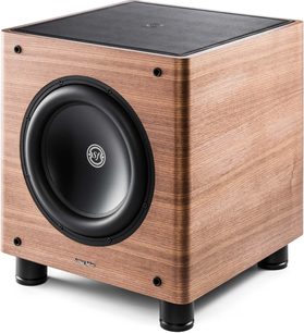 Subwoofer Sonus Faber Gravis I v hnědém dřevěném provedení, černý reproduktor na čelní straně a černá horní část