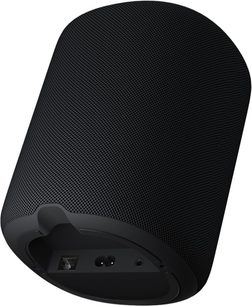 Чорна підключена колонка WiiM Sound Display з текстильною решіткою, вигляд знизу, порт Ethernet, роз’єм живлення та вентиляційні отвори