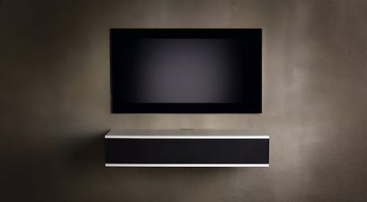 Nástěnný audiovizuální nábytek Unnu Classic Series Model 120S, pravděpodobně šedě a bíle lakované dřevo, čelní černá, čelní pohled