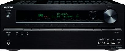 Onkyo TX-NR509 sort home cinema-forstærker, sort frontpanel med grøn LCD-skærm, kontrolknapper og -hjul, USB-porte og hovedtelefonstik på forsiden