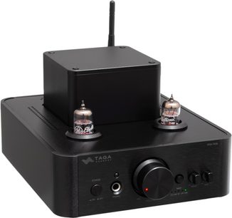 Taga Harmony HTA-700B v.3 USB sort, integreret stereo rørforstærker, sort børstet finish, to synlige glasrør på toppen, stor central rund knap, knapper og hovedtelefonudgang på fronten, antenne bagpå, trekvart forfra visning