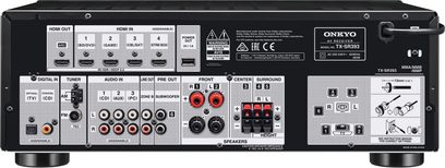 Onkyo TX-SR393 sort hjemmebiografsforstærker, set forfra, med stik og betjeningsknapper på forsiden, central skærm