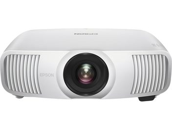Epson EH-LS11000W valge videoprojektori esivaatest, kus objektiiv on keskel ja seda ümbritsevad külgedel õhuavad restid