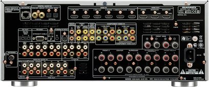 Ampli home-cinéma Marantz SR7007 noir, face avant, vue de face, nombreuses prises et boutons, affichage digital
