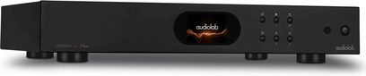 Netværkslydafspiller Audiolab 7000N Play sort med centralt display, der viser et logo, 6 cirkulære knapper og en tænd/sluk-knap