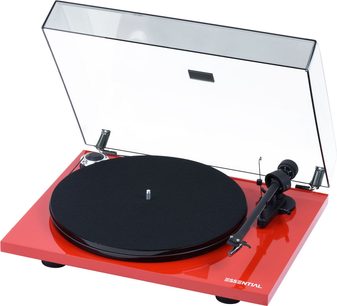 Pro-Ject Essential III BT rød lakeret pladespiller, set ovenfra i et skråt perspektiv, låget åbent, sort tonarm