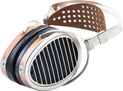 Åbent hi-fi hovedsæt Hifiman HE1000 V2 i sølvfarvet metal og træ, set fra venstre profil, der viser gitteret på ørepuderne