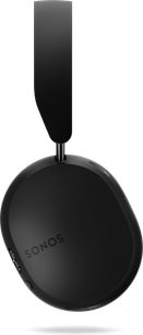 Beztraukušais Sonos Ace audītnīca melna krāsa, profila skats, labāja auskļa, redzams "SONOS" logotips, melns līmenis, pogu pārvaldnieks