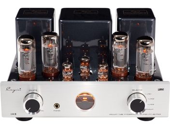 Cayin MT-35MK2 Bluetooth lempinis stiprintuvas, matomas iš priekio šiek tiek iš viršaus, blizgus juodas metalinis korpusas su šešiomis šviečiančiomis stiklinėmis lempomis viršuje, priekinė dalis iš šlifuoto sidabrinio aliuminio su dviem dideliais apvaliais juodai sidabriniais mygtukais, ausinių lizdu ir oranžiniu apšviestu VU-metražu.